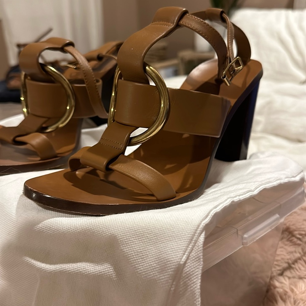 Chloe sandals